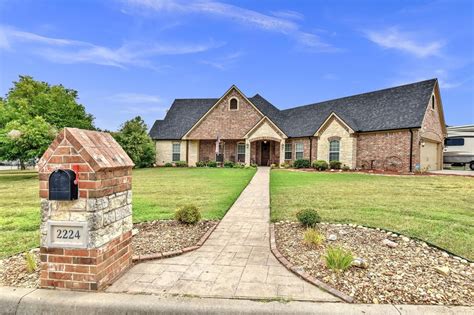 Denison, TX Real Estate - Denison Homes for Sale | realtor.com®