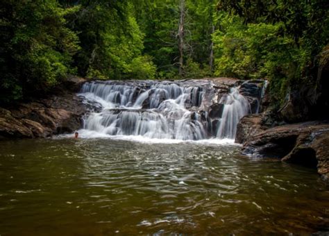 The 15 Best Waterfalls Near Helen GA