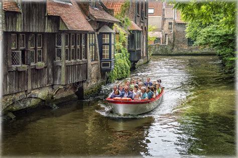 Canals of Bruges, Belgium editorial photo. Image of belgium - 120895001