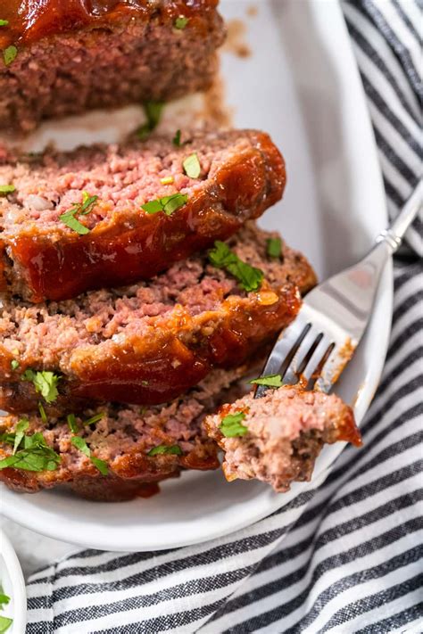 How Long to Cook 1 Lb Meatloaf (+ Classic Recipe) - Insanely Good