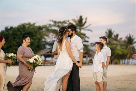 Private Island Intimate Beach Wedding // Palawan Philippines Destination Elopement Photographer ...