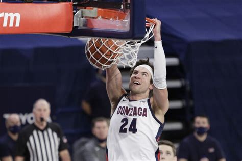 College basketball: Corey Kispert, Suggs lead Gonzaga past rival BYU ...