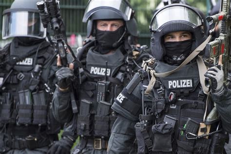 200 German police commandos swoop on Hesse and Rhineland-Palatinate to arrest 11 terror suspects ...