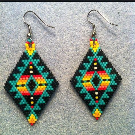 Free Native American Beading Patterns Earrings Web #jewelrymaking #diyjewelry #diyearrings # ...