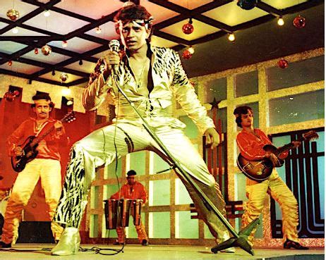 Mithun Chakraborty turns 72, a look back at his trendsetting dance ...