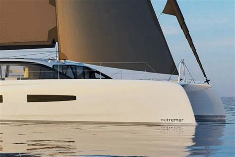 Outremer 55 Catamaran Review - Katamarans