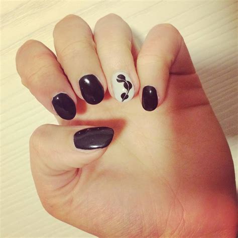 50 Boldest Black Nail Designs to Stand Out of The Crowd