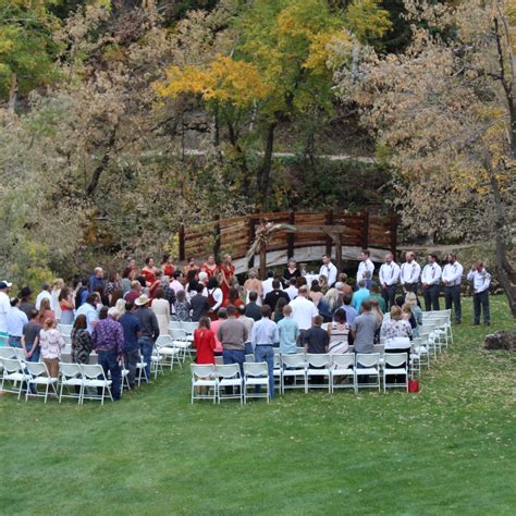 Spearfish Canyon Lodge : Black Hills Bride