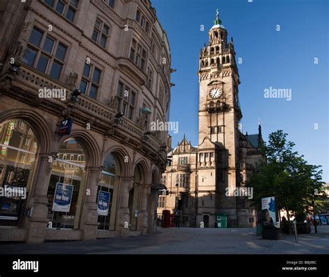 Sheffield Town Hall Stock Photo - Alamy