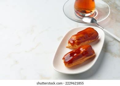 4,178 Caramel Eclair Images, Stock Photos & Vectors | Shutterstock