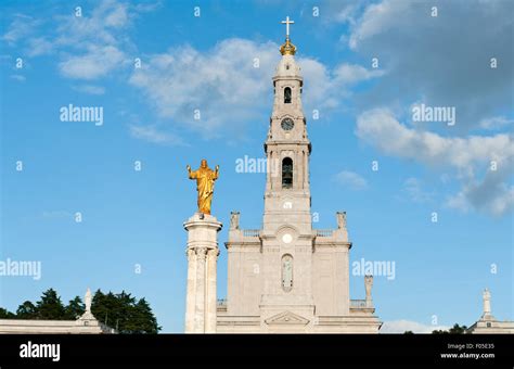 Fatima shrine portugal hi-res stock photography and images - Alamy