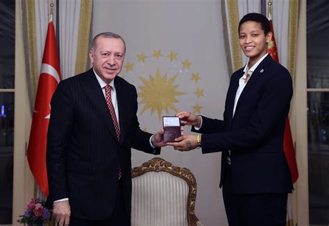 Fenerbahce star Melissa Vargas becomes a Turkish citizen | InsideCEV