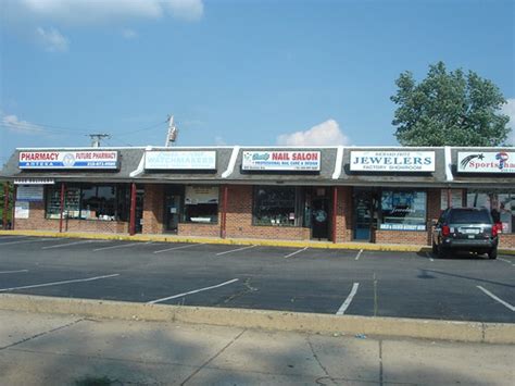 a shopping mall on Bustleton Avenue | Violette79 | Flickr