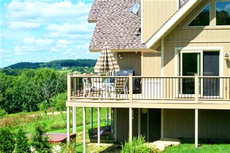 Winter rates ... Breathtaking View, beautiful upscale home, w/hot tub-sleeps 10, Cabins, Galena ...