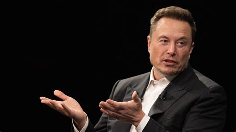 Elon Musk's X plans to remove headlines from links to news articles