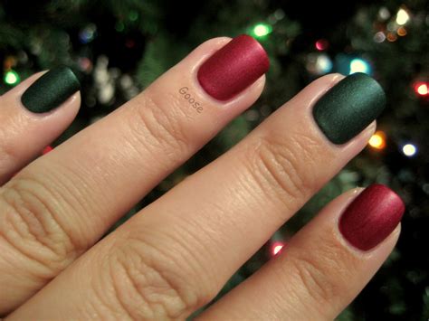 Goose's Glitter: The 12 Days of Christmas Nails: Day 4 - Red and Green Matte