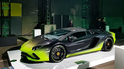 The $40,000 SECRET Lamborghini Paint Job You CAN’T HAVE - YouTube