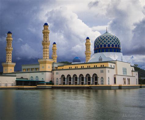 Kota Kinabalu City Mosque | Built on a 2.47 acres site at th… | Flickr