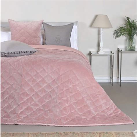 Dusky Pink Quilted Throw