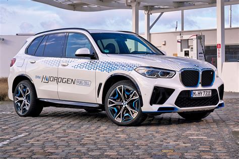 BMW to launch series-production hydrogen FCEV by 2030 | Autocar