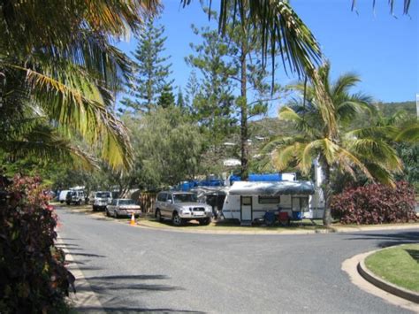 Beachside Caravan Park - Yeppoon Powered sites for caravans