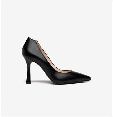 Nero Giardini black leather court shoe - shoobaloo