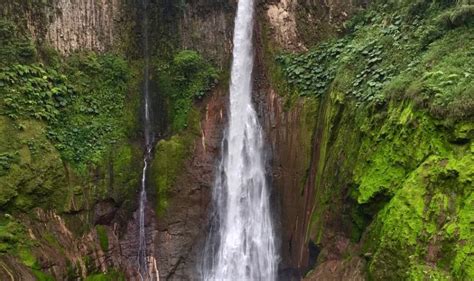 Bajos del Toro, Costa Rica's Most Famous Waterfalls