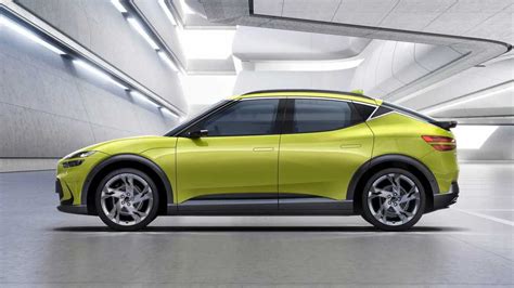 Genesis Reveals All-Electric GV60 Crossover