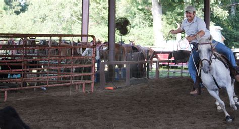 Calf Ropers Show Their Stuff : NorthEscambia.com