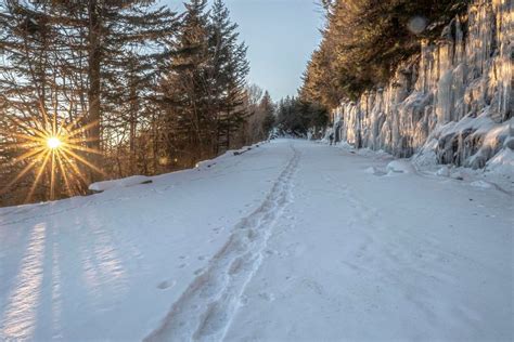 A Frosty Expedition: Winter Hiking to Clingmans Dome - Carolina Traveler