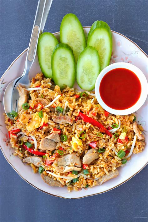 Spicy Thai Pork Fried Rice (30 minute one wok wonder!) | That Spicy Chick