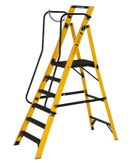 Youngman Megastep 6 Tread wide step ladder - Safety Platforms