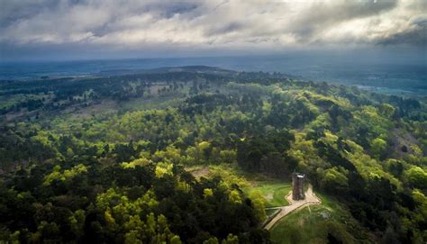 The Surrey Hills Area of Outstanding Natural Beauty (AONB) - Towns ...