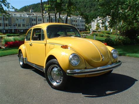 1972 Semi Auto VW BuG Yellow Super Beetle | Classic VW Beetles & BuGs ...