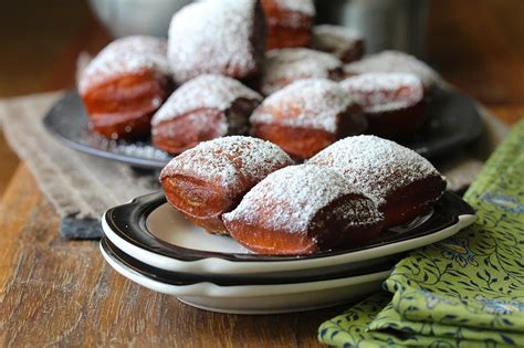 New Orleans Style Beignets | Karen's Kitchen Stories