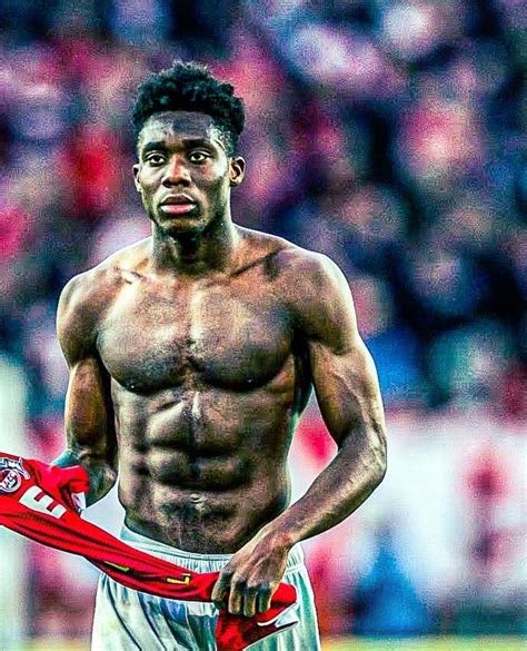 Alphonso Davies | Bayern, Bayern münchen, München