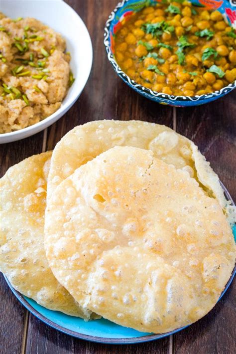 Pakistani Halwa Puri Breakfast - I Knead to Eat