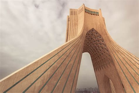 Azadi Tower // Iran - La Dent de L'Oeil