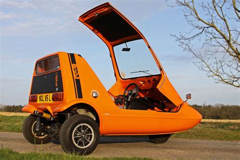 The Bond Bug – An Unusual British Microcar With Three-Wheels