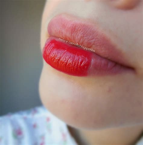 mela-e-cannella: Avon - True Colour Perfect Reds Lipstick - Red 2000