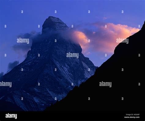 Matterhorn at sunrise Zermatt Swiss Alps Switzerland Stock Photo - Alamy