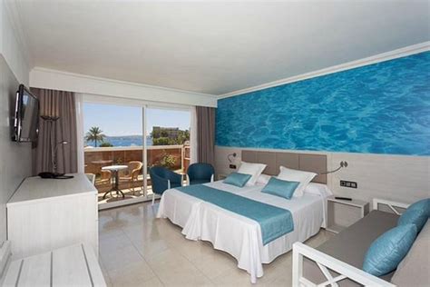 PAGUERA BEACH APARTHOTEL $99 ($̶1̶1̶8̶) - Prices & Hotel Reviews - Peguera, Spain