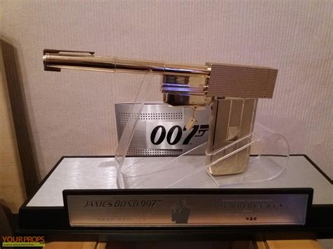 James Bond: The Man With The Golden Gun Factory Entertainment Golden ...