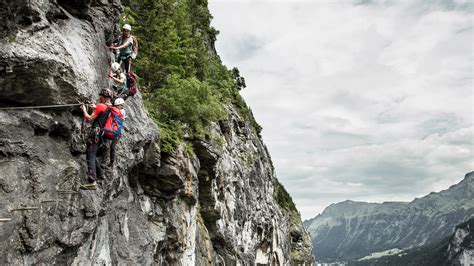 Incredible cliff walk in the Valley of Lauterbrunnen - Via Ferrata ...