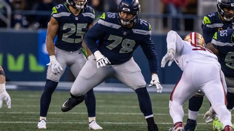 Seahawks projected to have worst pass protecting OL in the NFL in 2022