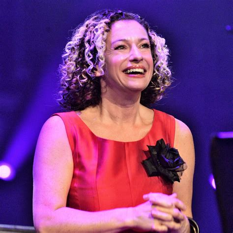 Kate Rusby Songs streamen | RTL+