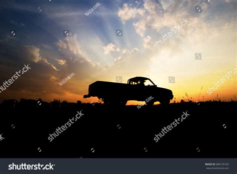 1,185 Pickup truck sunset Images, Stock Photos & Vectors | Shutterstock