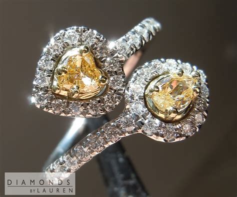 0.65ctw Yellow & Colorless Diamond Ring