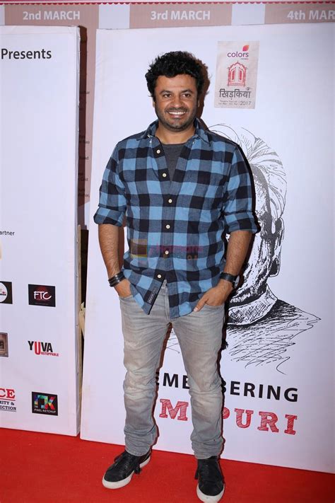 Vikas Bahl at Colors khidkiyaan Theatre Festival on 1st March 2017 ...