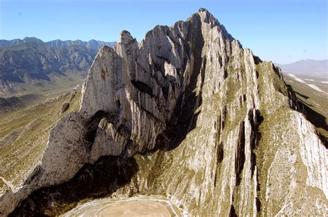 La Huasteca. Parque natural famoso por sus bellas montañas. Ideal para ...